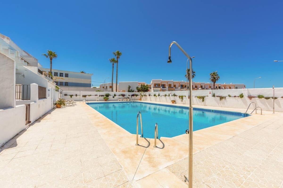 Tarifa Beach Apartment With Ocean Views And Pool Экстерьер фото