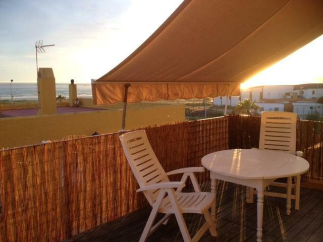 Tarifa Beach Apartment With Ocean Views And Pool Экстерьер фото